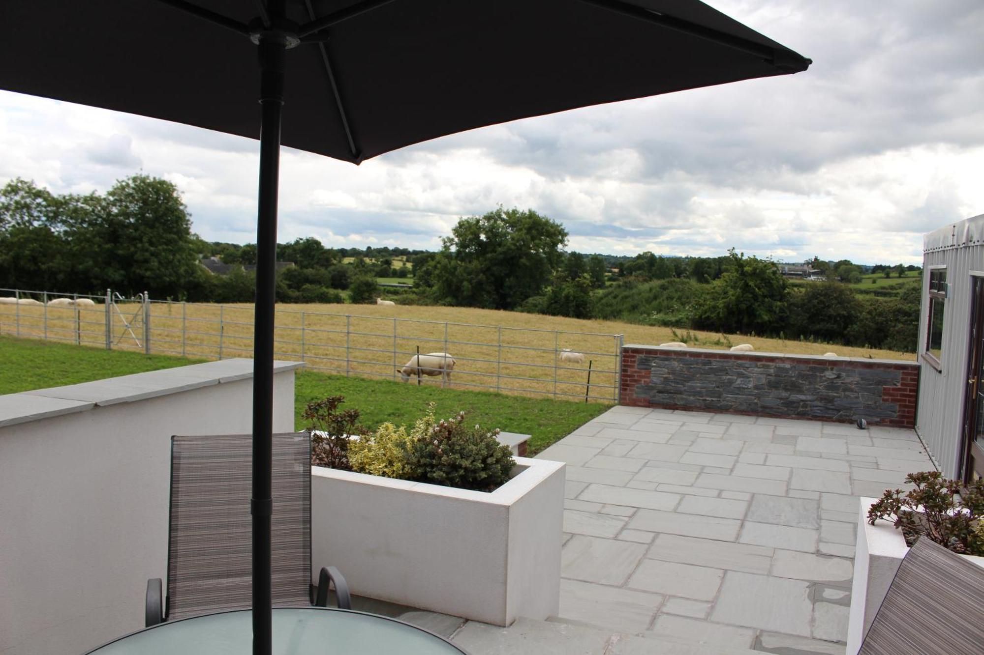 Contemporary Countryside Home Dromore  외부 사진